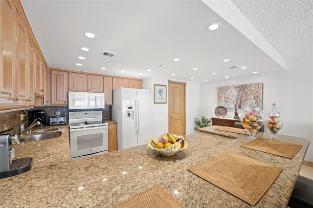 4020 Galt Ocean Drive 808, Fort Lauderdale, FL 33308
