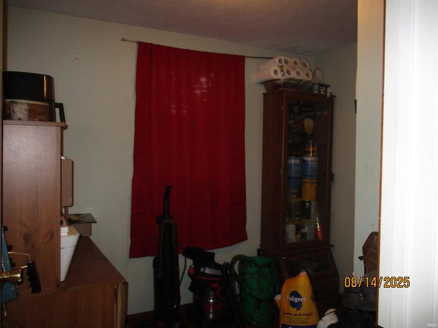 51772 Currant Road, Granger, IN 46530