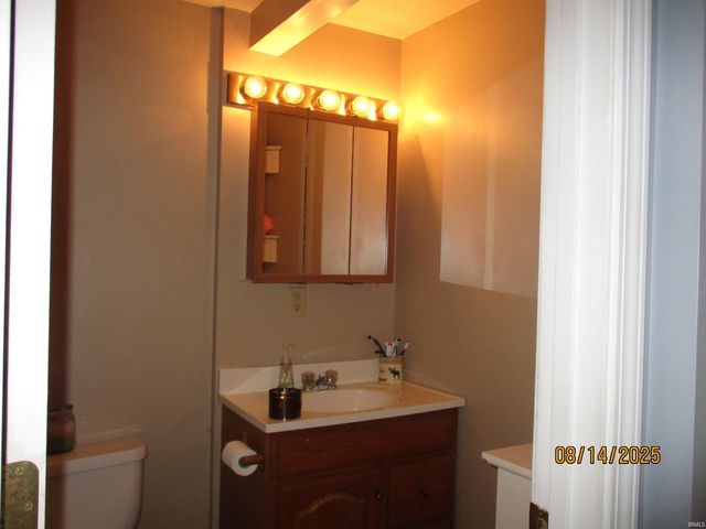 51772 Currant Road, Granger, IN 46530