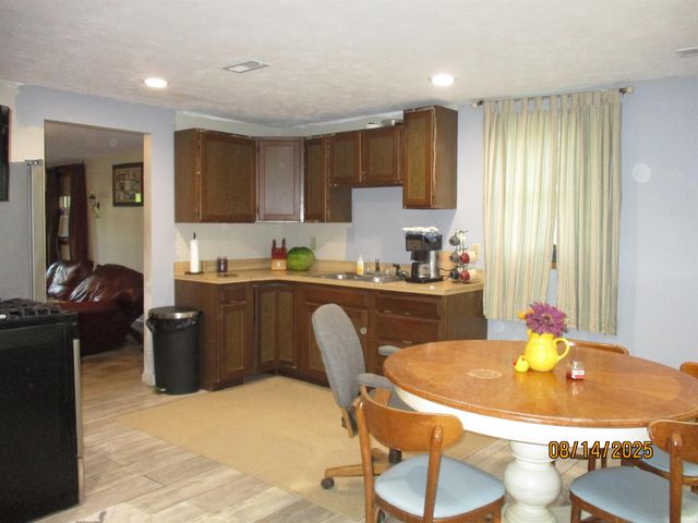 51772 Currant Road, Granger, IN 46530