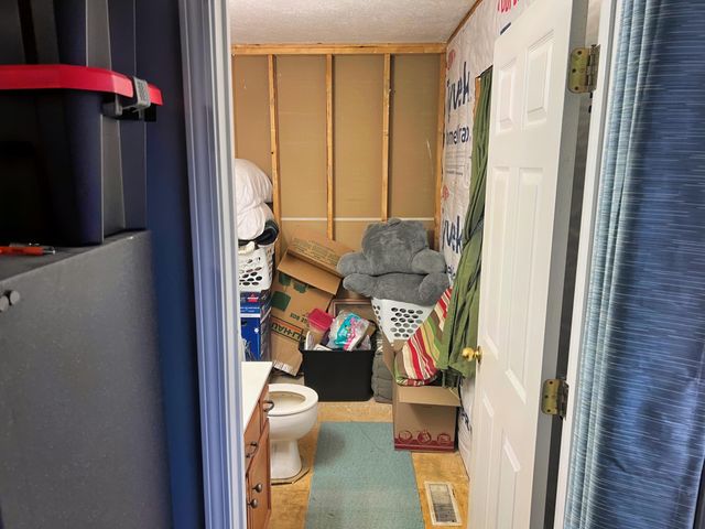 715 County Home RD, Savannah, TN 38372