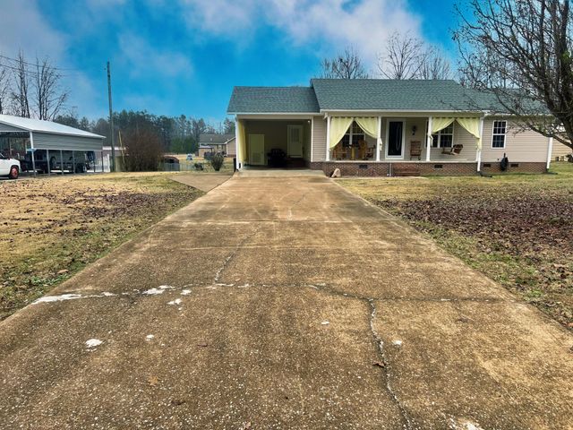 715 County Home RD, Savannah, TN 38372