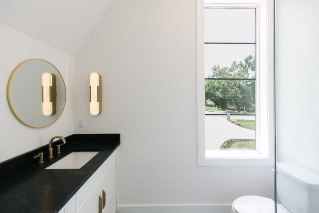 6398 Highway 100, Nashville, TN 37205