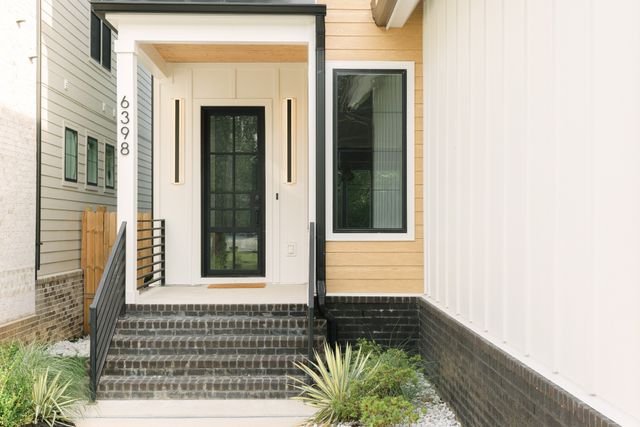 6398 Highway 100, Nashville, TN 37205
