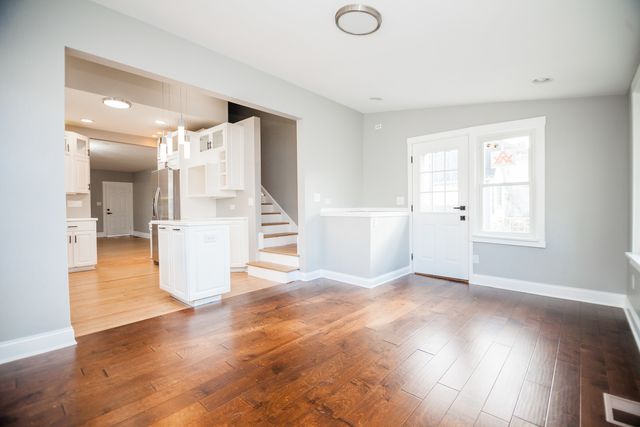 235 W Ash Street, Lombard, IL 60148