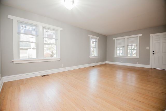 235 W Ash Street, Lombard, IL 60148