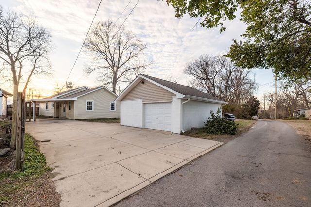 102 Newell Ave, Old Hickory, TN 37138