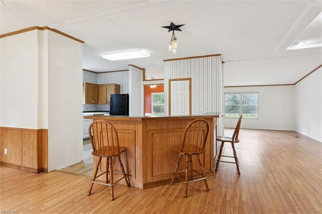 6925 Deer Stand DR, Gloucester, VA 23061