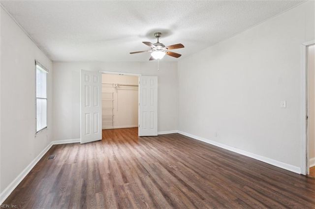 6925 Deer Stand DR, Gloucester, VA 23061