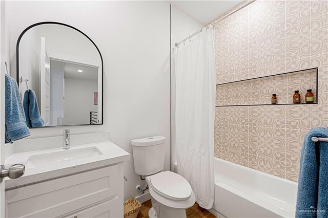 2637 Warbler Avenue, Mcallen, TX 78504