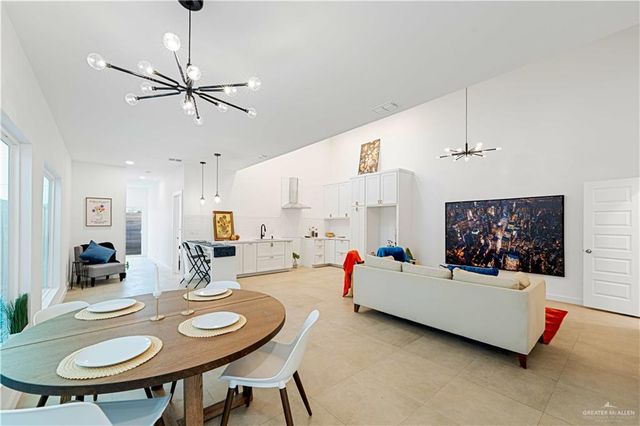 2637 Warbler Avenue, Mcallen, TX 78504