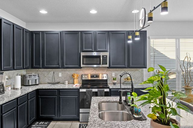 5811 Ivans Farm, San Antonio, TX 78244