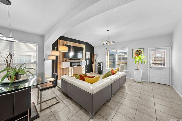 5811 Ivans Farm, San Antonio, TX 78244