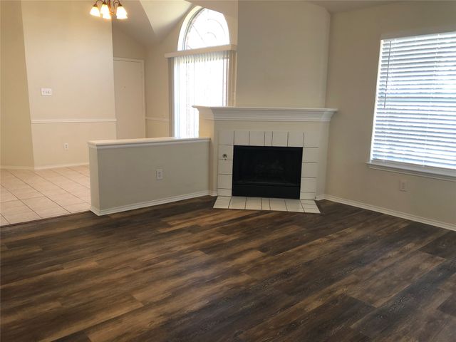 3841 Rolling Hills Drive, Plano, TX 75025