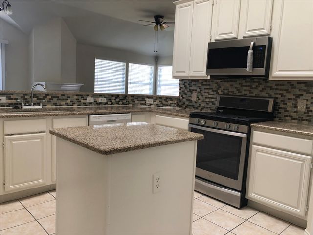 3841 Rolling Hills Drive, Plano, TX 75025