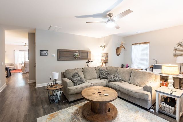 1578 Old Gallatin Rd, Portland, TN 37148