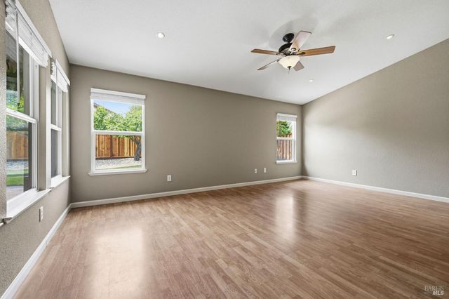 715 Antiquity Dr, Fairfield, CA 94534