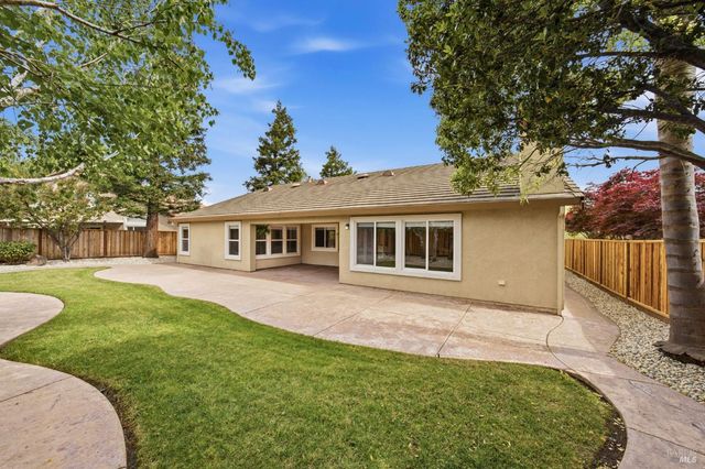 715 Antiquity Dr, Fairfield, CA 94534