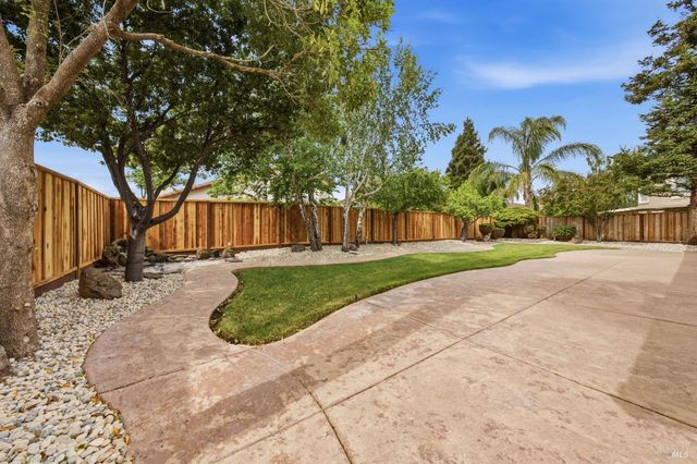 715 Antiquity Dr, Fairfield, CA 94534