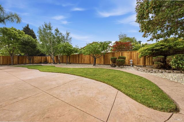 715 Antiquity Dr, Fairfield, CA 94534