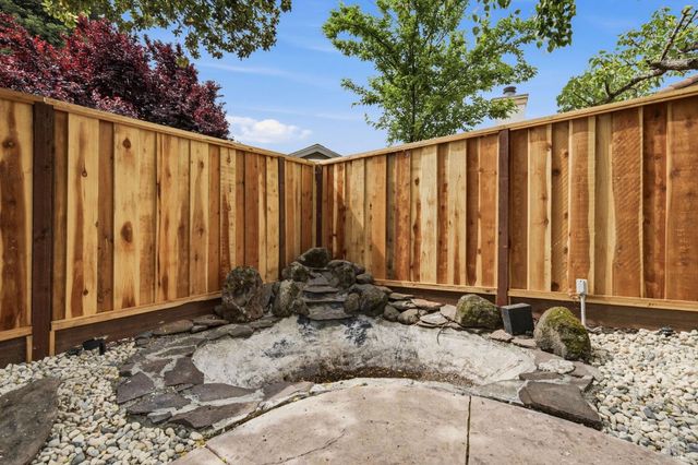 715 Antiquity Dr, Fairfield, CA 94534