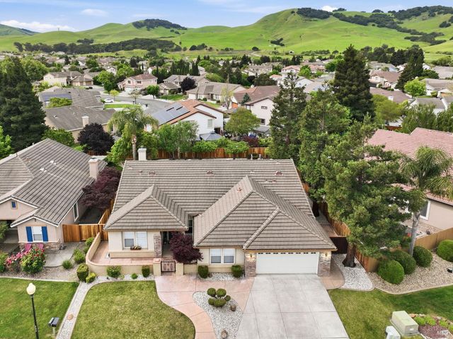 715 Antiquity Dr, Fairfield, CA 94534