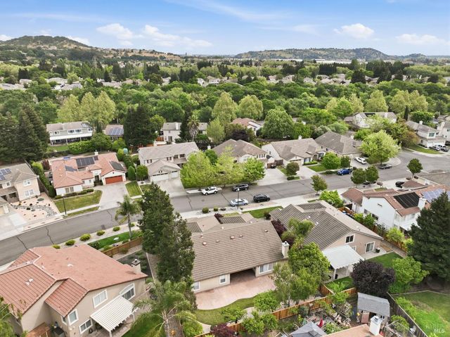 715 Antiquity Dr, Fairfield, CA 94534