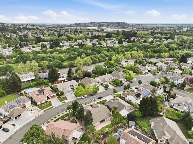 715 Antiquity Dr, Fairfield, CA 94534