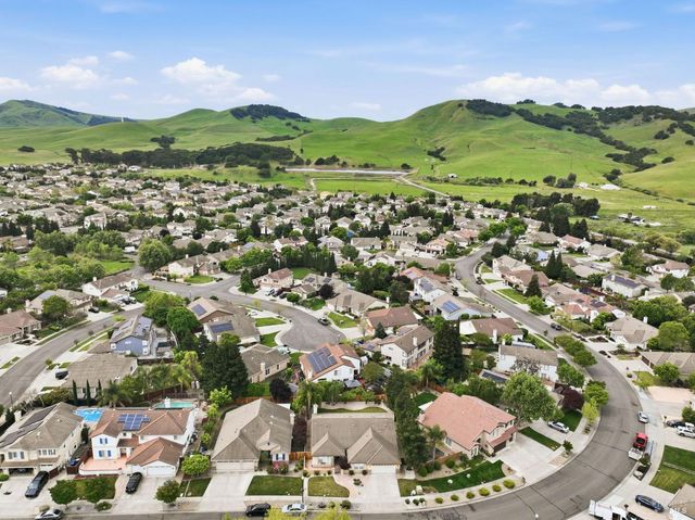 715 Antiquity Dr, Fairfield, CA 94534