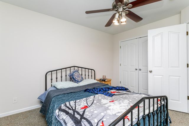 154 E TULLY CT, Columbia, MO 65202