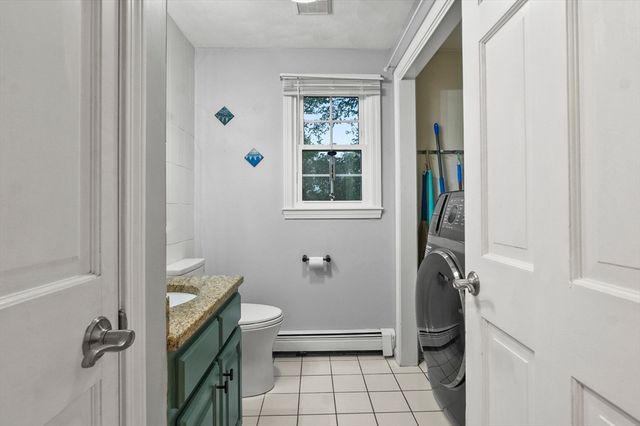 734 Lincoln St, Franklin, MA 02038