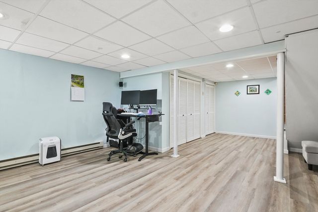 734 Lincoln St, Franklin, MA 02038