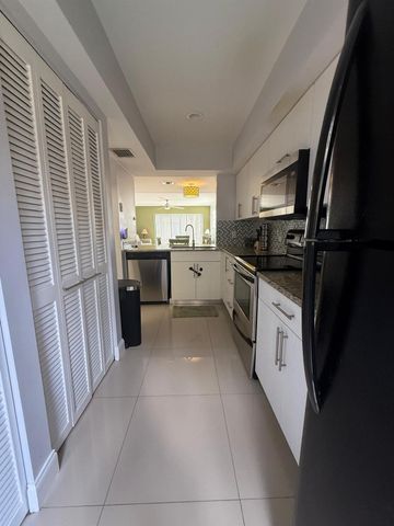 11596 NW 45th St 4, Coral Springs, FL 33065