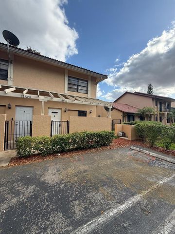 11596 NW 45th St 4, Coral Springs, FL 33065