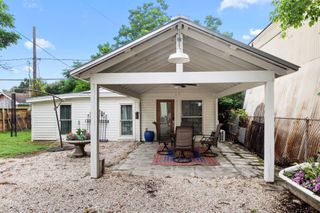 3809 Billingsley Street B, Houston, TX 77009
