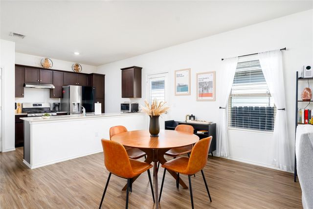 7120 Tonka LN, Austin, TX 78744