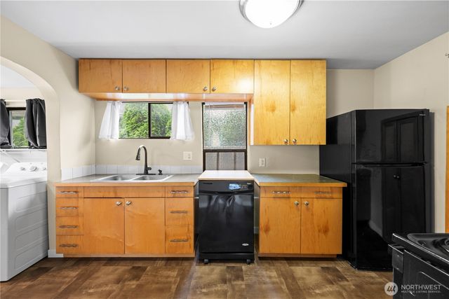 2410 State Street, Everett, WA 98201