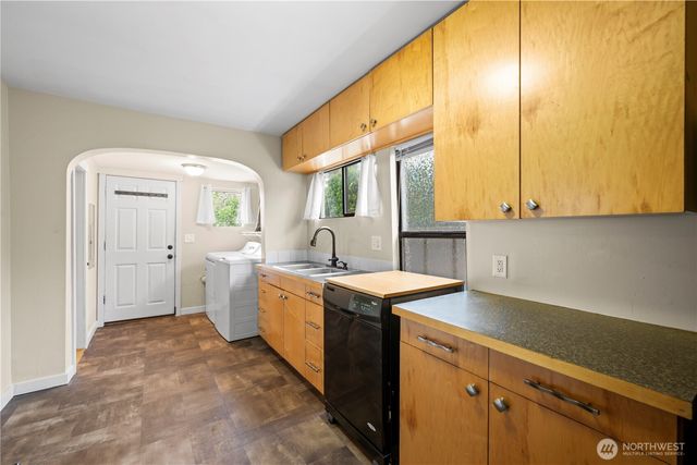 2410 State Street, Everett, WA 98201