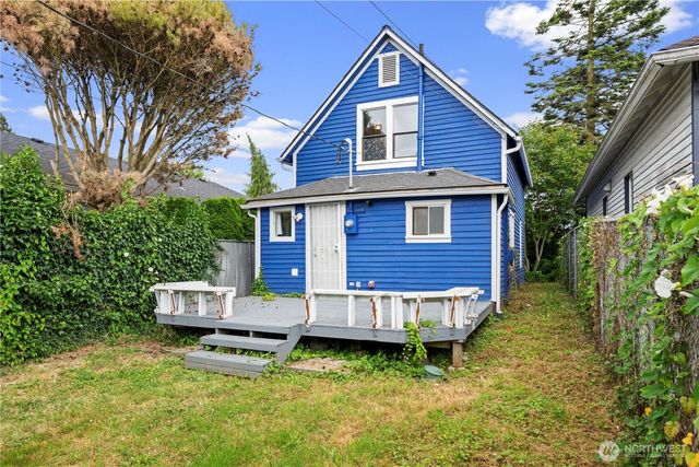 2410 State Street, Everett, WA 98201