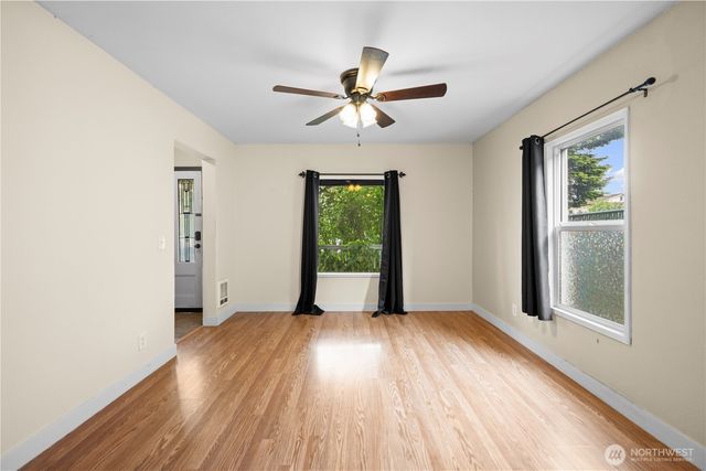 2410 State Street, Everett, WA 98201