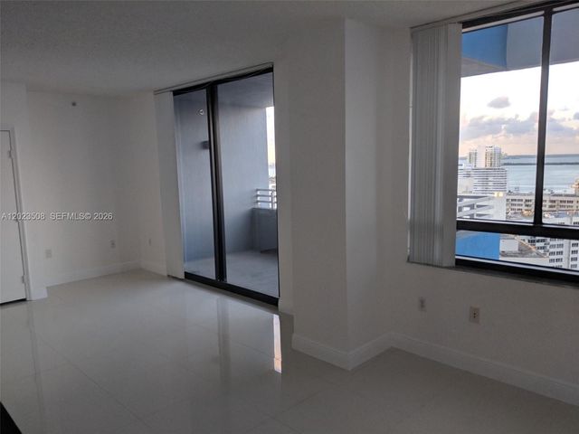 1330 West Ave 2405, Miami Beach, FL 33139