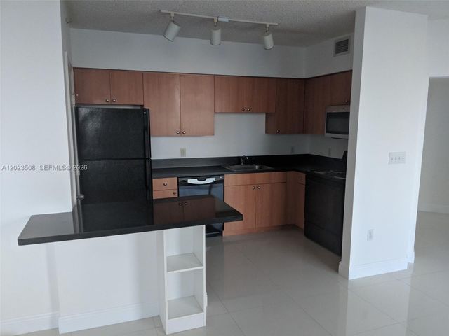 1330 West Ave 2405, Miami Beach, FL 33139