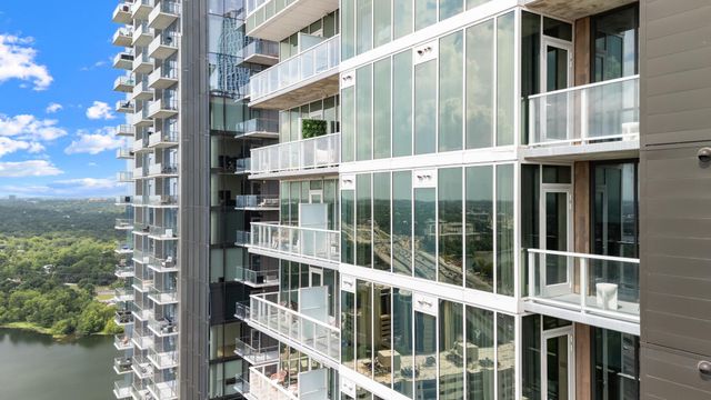 48 East Ave 3006, Austin, TX 78701