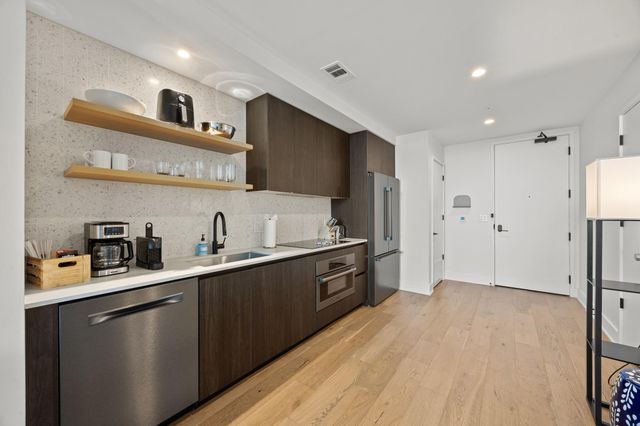 48 East Ave 3006, Austin, TX 78701