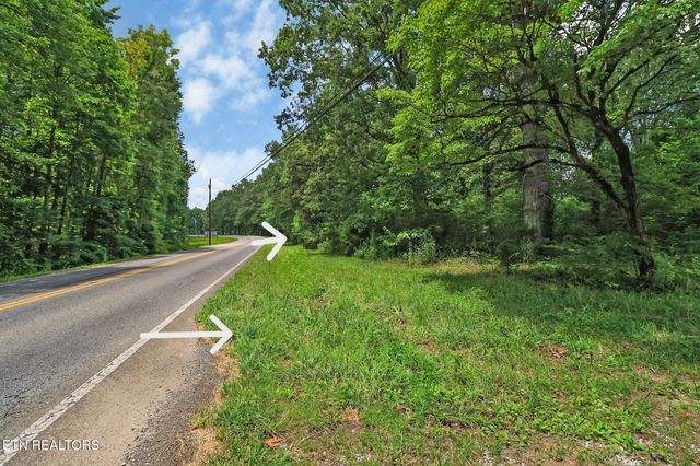 12902 Lantana Rd, Crossville, TN 38572