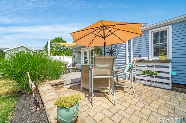 25 River Avenue, Old Saybrook, CT 06475
