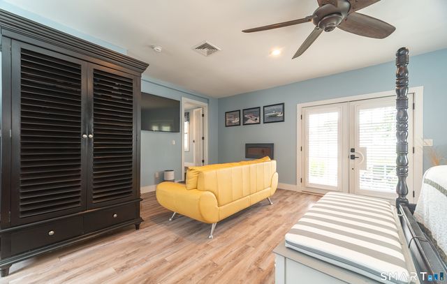 25 River Avenue, Old Saybrook, CT 06475