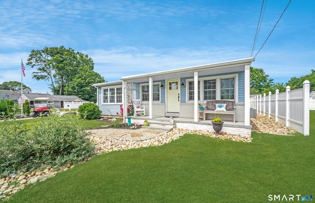 25 River Avenue, Old Saybrook, CT 06475