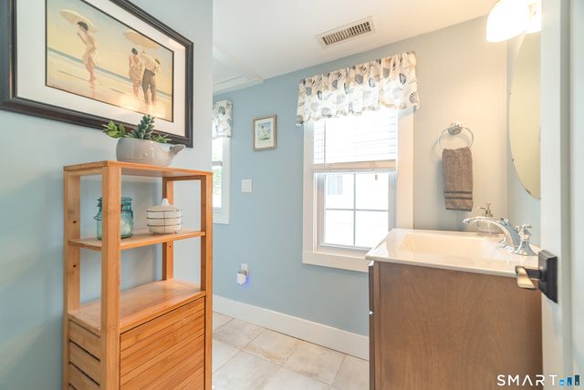 25 River Avenue, Old Saybrook, CT 06475
