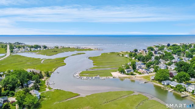 25 River Avenue, Old Saybrook, CT 06475